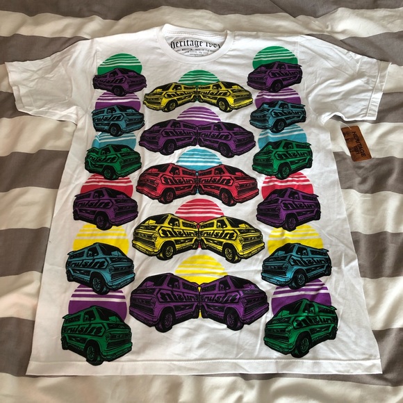 XXI Vintage Car Tee - Picture 1 of 3